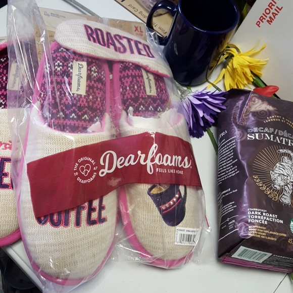NWT women's but first coffee slippers set sz. XL - Picture 6 of 8